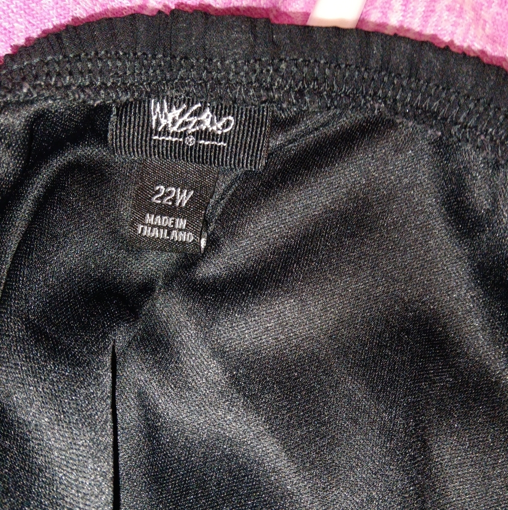 Mossimo Chic Black Camisole Top - Picture 3 of 3
